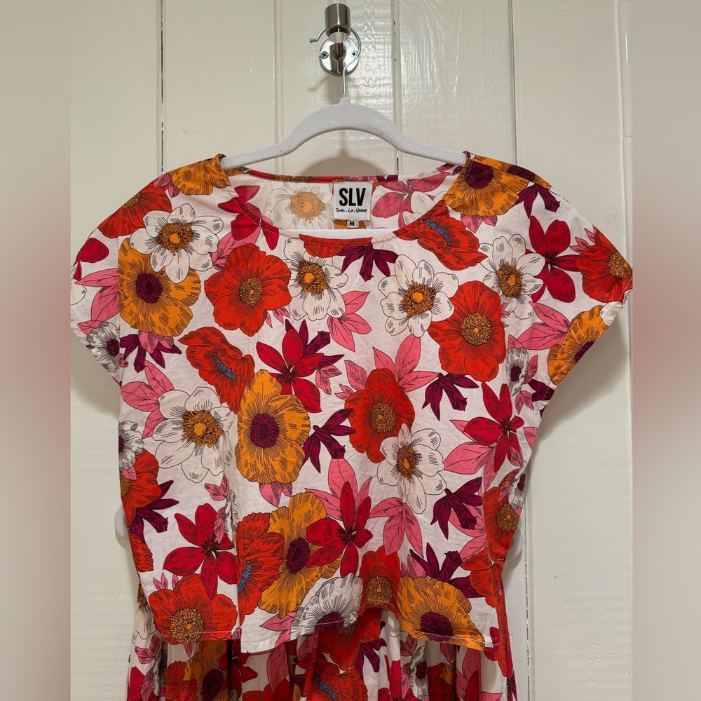 SLV FLORAL SKIRT AND TOP. LADIES SIZE MEDIUM. - Picture 3 of 5